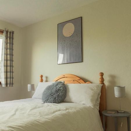 No 4 The Highlands Apartment Стратпефър Екстериор снимка